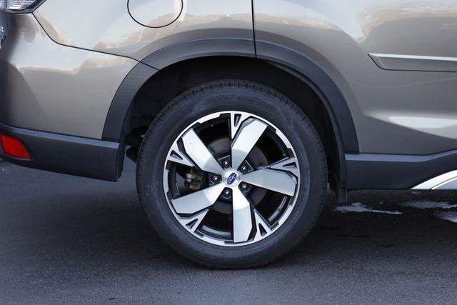 2019 subaru forester touring