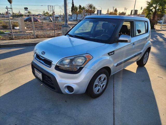 2012 kia soul +