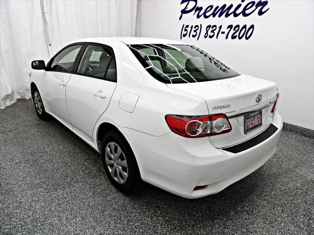 2011 toyota corolla le