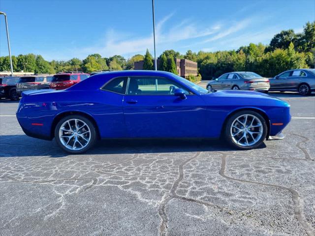 2022 dodge challenger gt