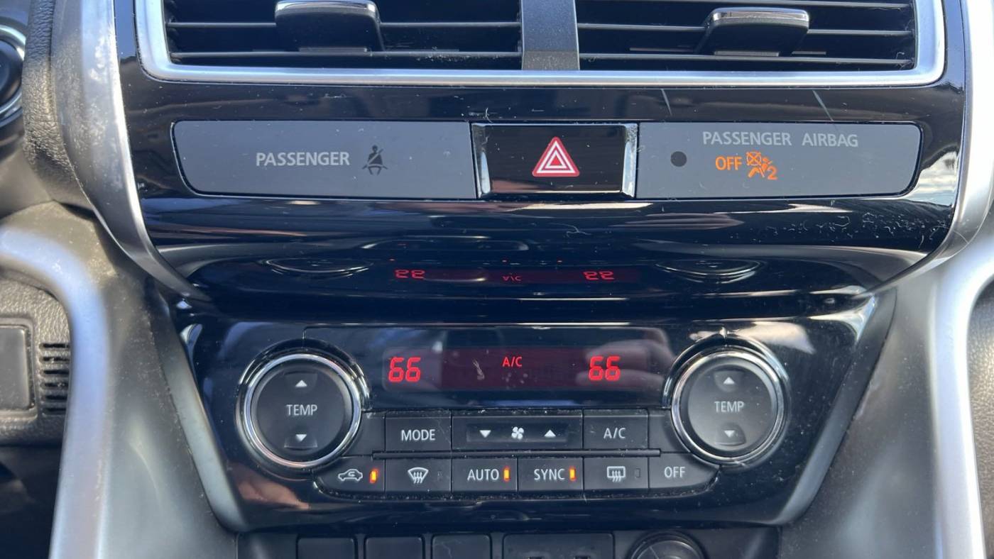 2020 mitsubishi eclipse cross se