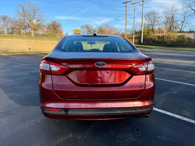 2014 ford fusion se