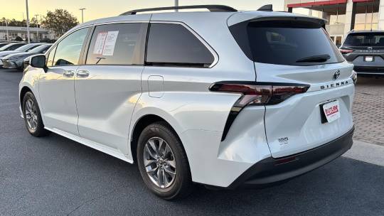 2023 Toyota Sienna