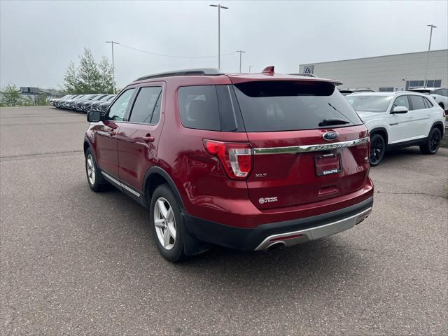 2017 ford explorer xlt