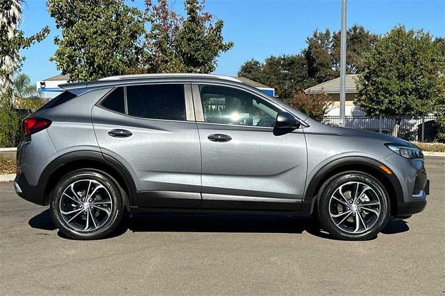 2022 buick encore gx select