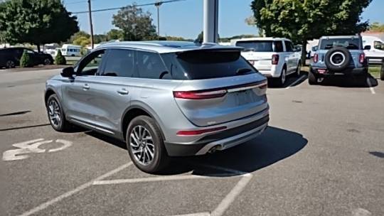 2022 lincoln corsair standard