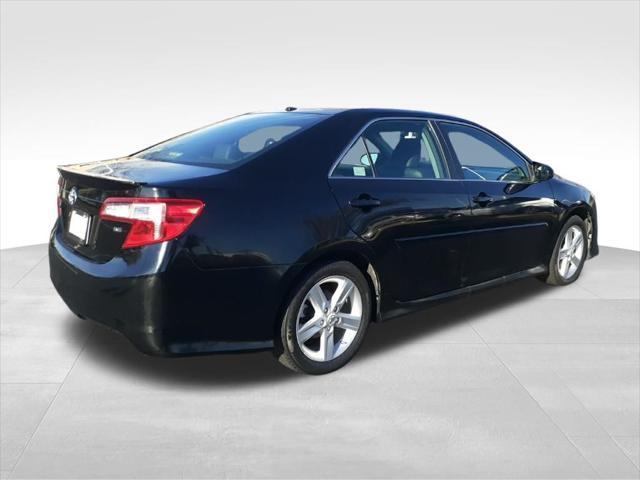 2012 toyota camry se