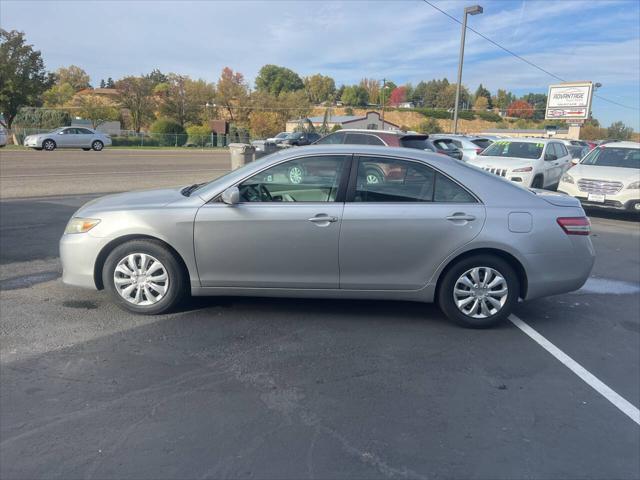 2010 toyota camry le