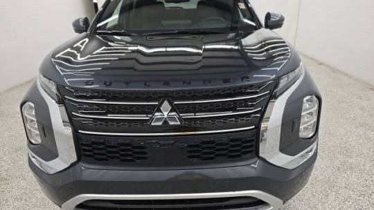 2024 Mitsubishi Outlander