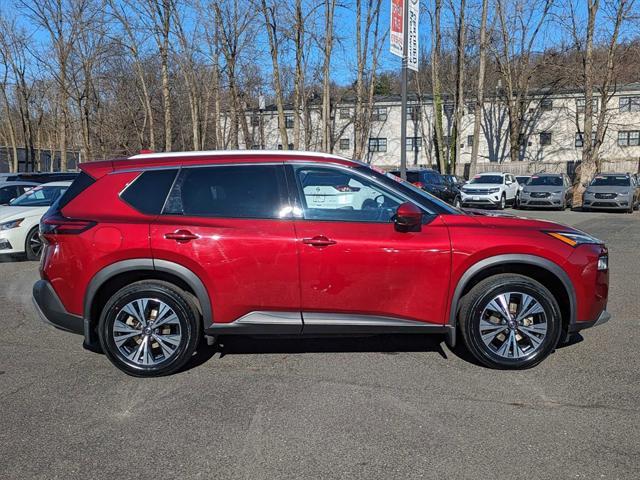 2021 nissan rogue sv