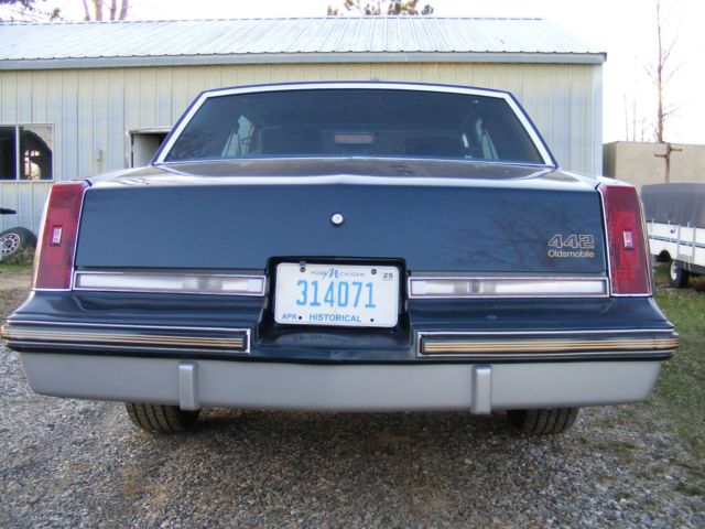 nice hard to find cutlass 442