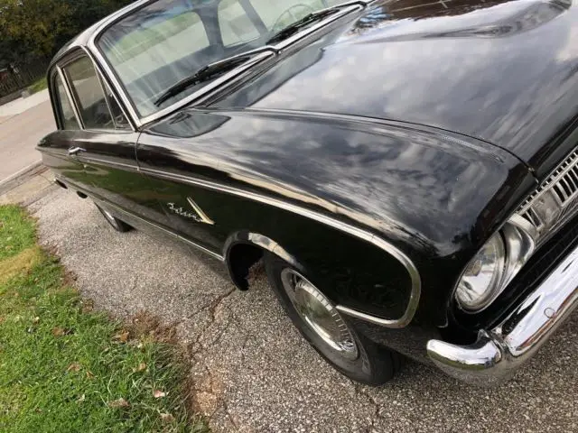 1961 ford falcon deluxe