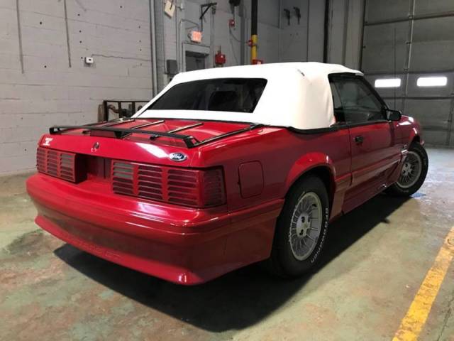 1988 ford mustang gt 2dr convertible automatic 4-speed rwd v8 5.0l gasoline