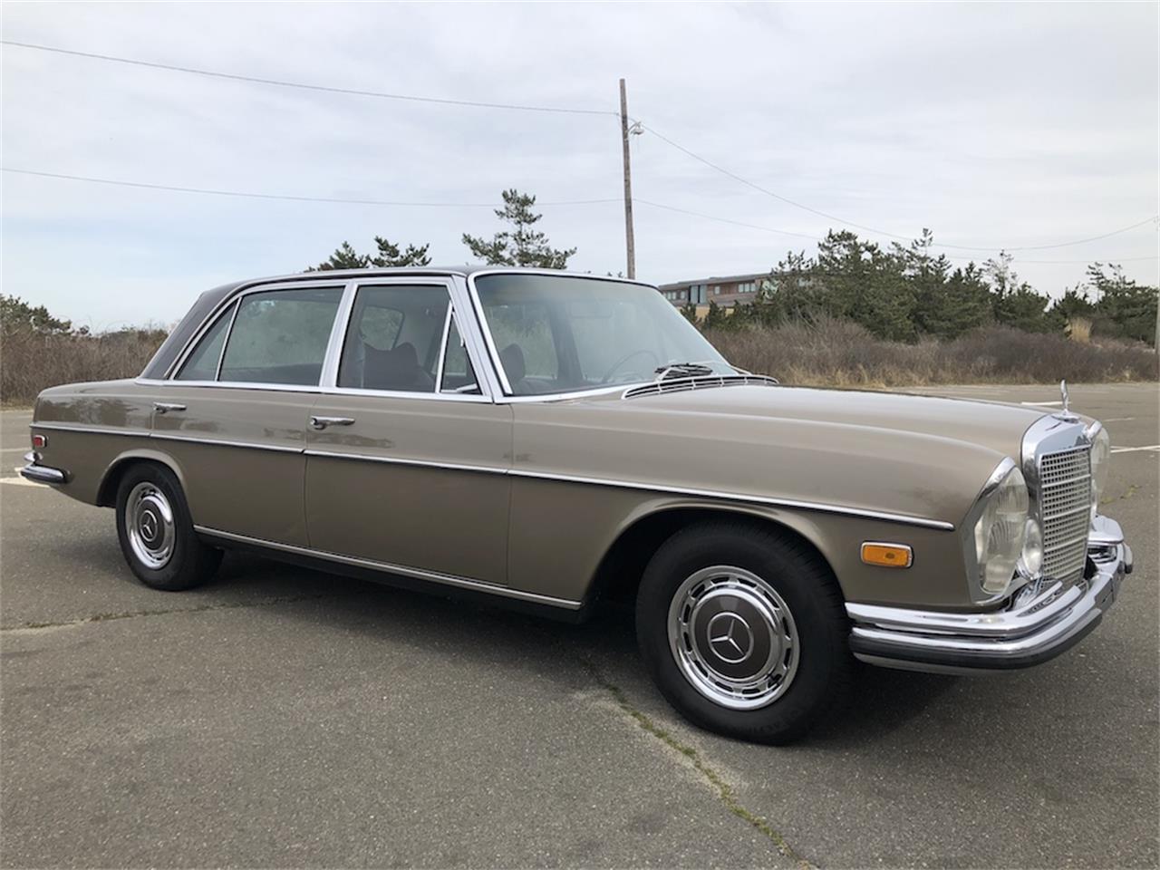 1971 mercedes-benz 300sel