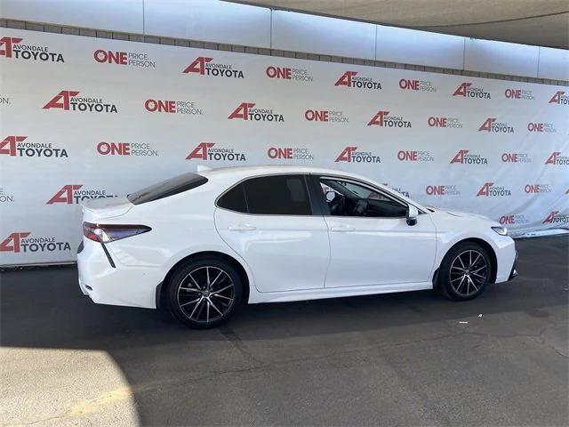 2024 toyota camry se