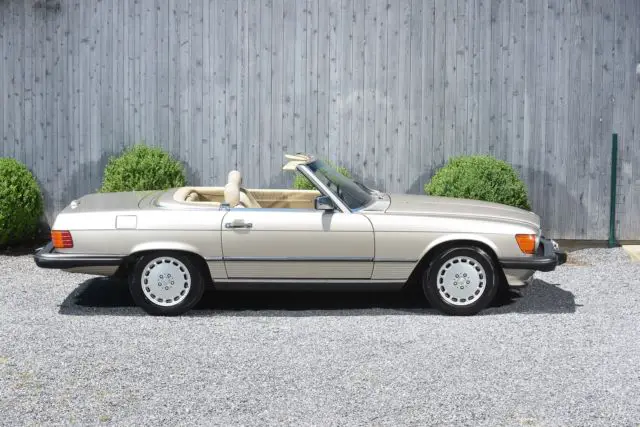 1989 mercedes 560 sl 35000 miles convertible v8 5.6l automatic