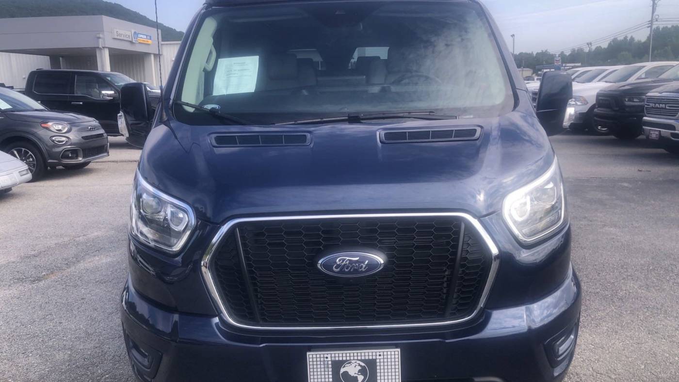 2022 ford transit 150