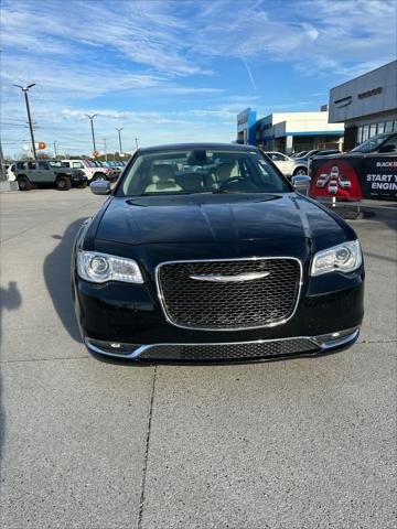 2016 chrysler 300c base