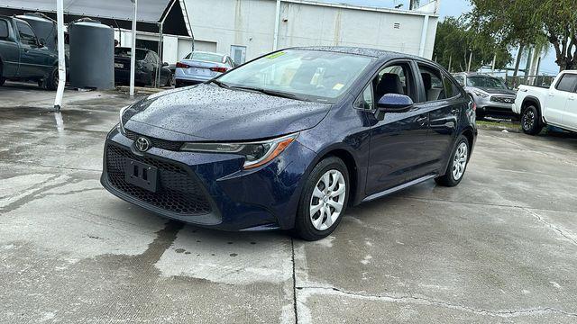2021 toyota corolla le