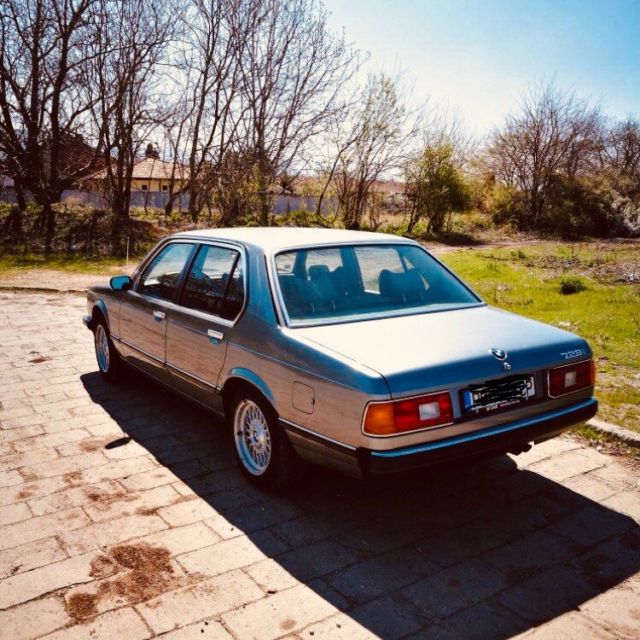 bmw 728 (e23)