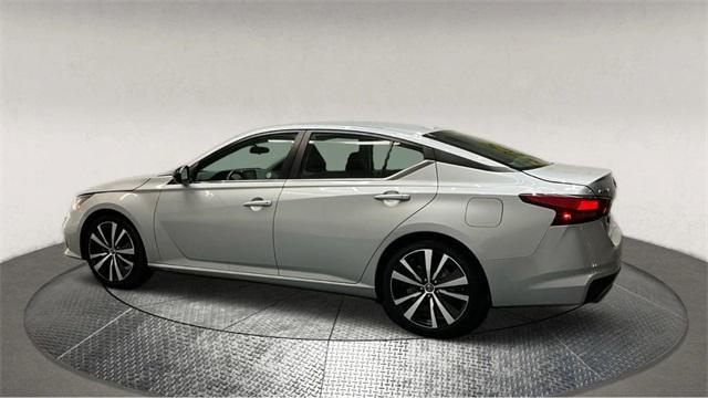 2022 nissan altima 2.5 sr
