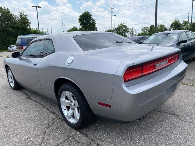 2011 dodge challenger base