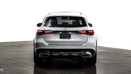 2025 Mercedes-Benz GLC