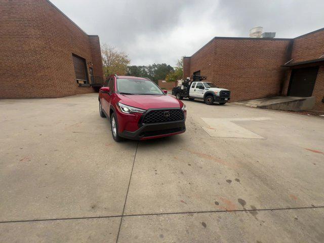 2023 toyota corolla cross le