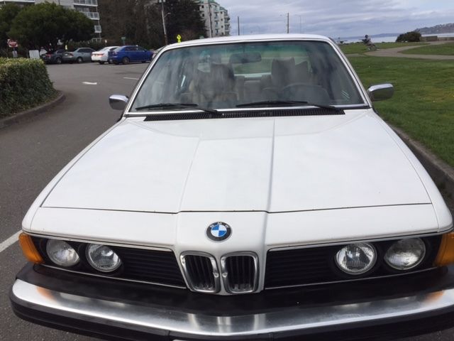 1981 bmw 733i base sedan 4-door 3.2l 5 speed