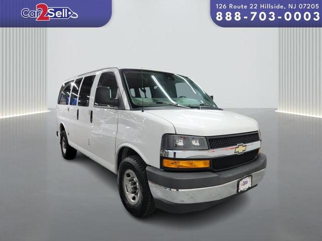 2019 chevrolet express 2500 lt