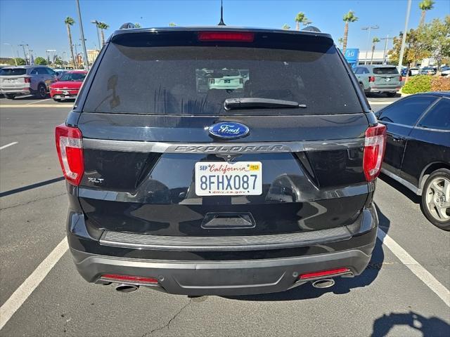 2018 ford explorer xlt