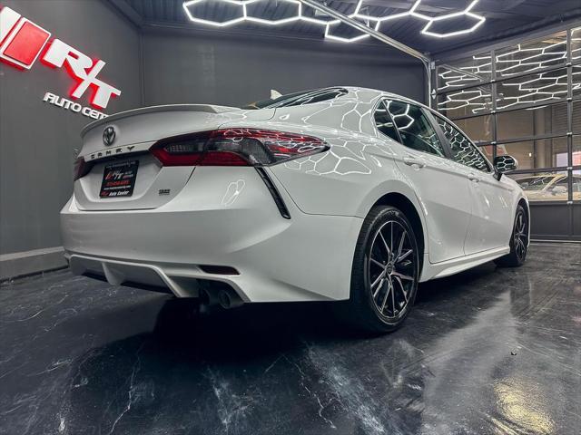 2024 toyota camry se