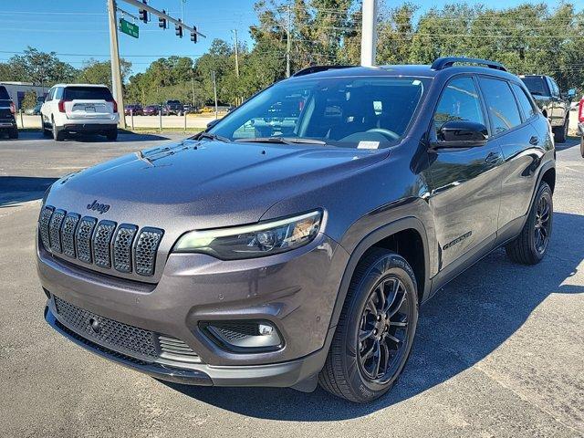 2023 jeep cherokee altitude lux