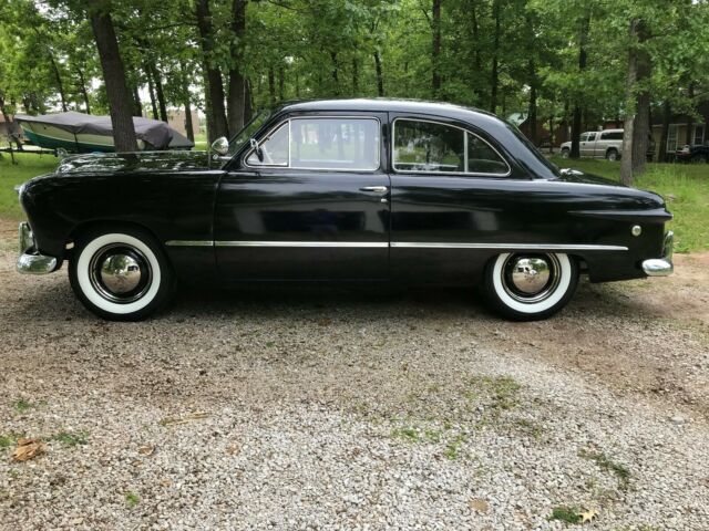 1949 ford tudor deluxe sedan flathead v8 w/ overdrive