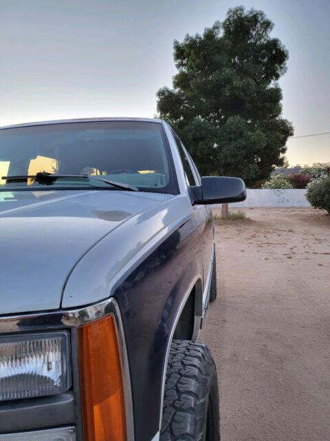1993 gmc c1500 suburban suv white rwd automatic c1500