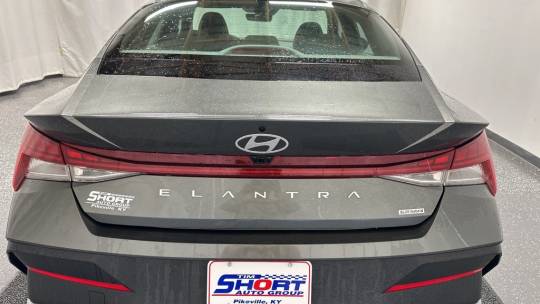 2024 Hyundai Elantra
