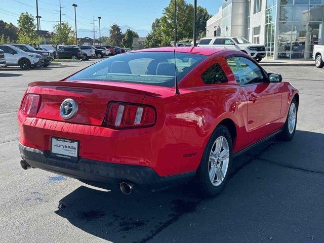 2012 ford mustang v6