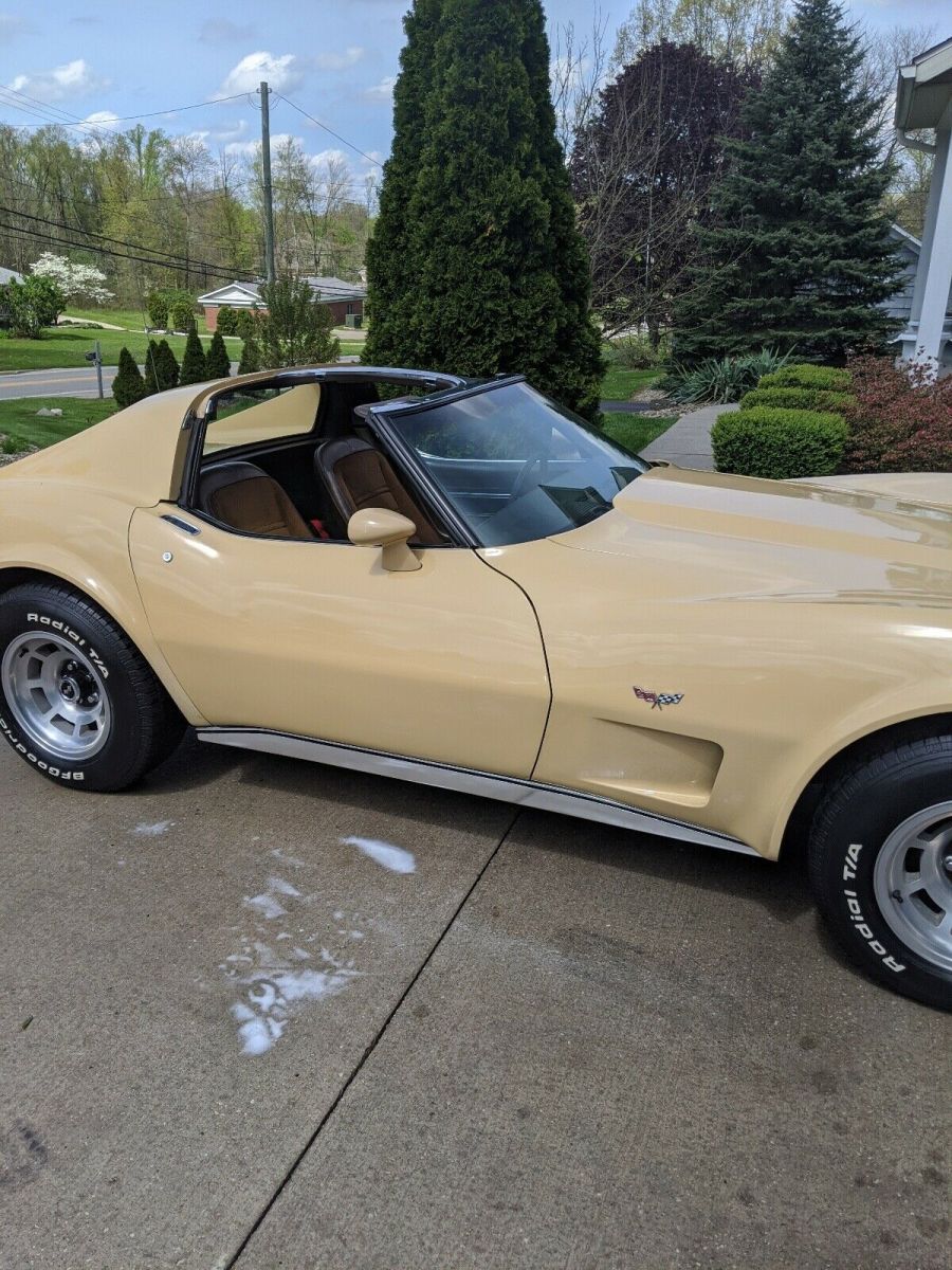 1977 chevrolet corvette manual 4 speed 5.7 sportscar brown rwd manual