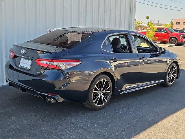 2018 toyota camry se