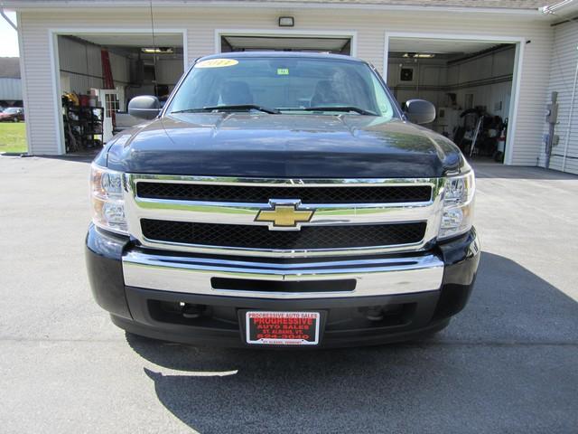 chevrolet silv/1500 4x4 work truck 4dr extended cab 6.5 ft. sb 2011 for sale in fonda, vermont