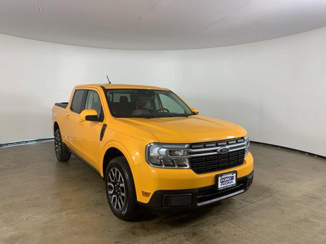 2022 ford maverick lariat