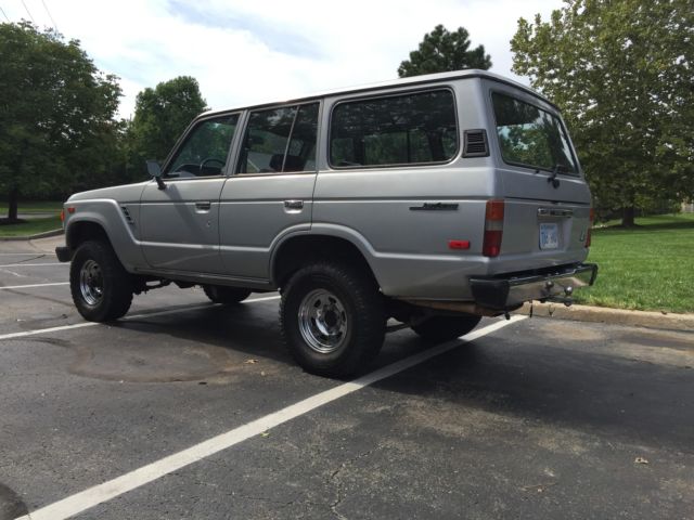 1986 toyota land cruiser fj60
