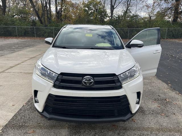 2017 toyota highlander xle