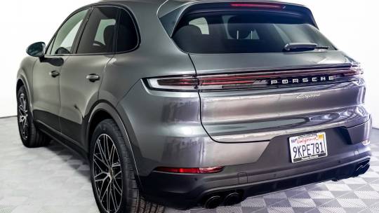2024 Porsche Cayenne
