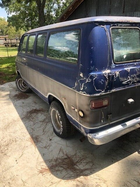 1972 b 100, all window van