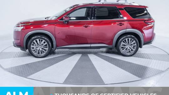 2022 Nissan Pathfinder sl
