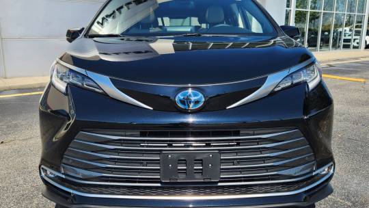 2023 Toyota Sienna
