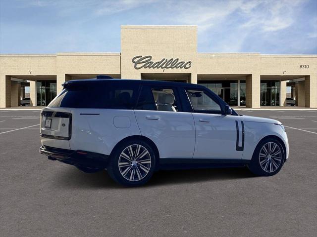 2023 land rover range rover p530 se