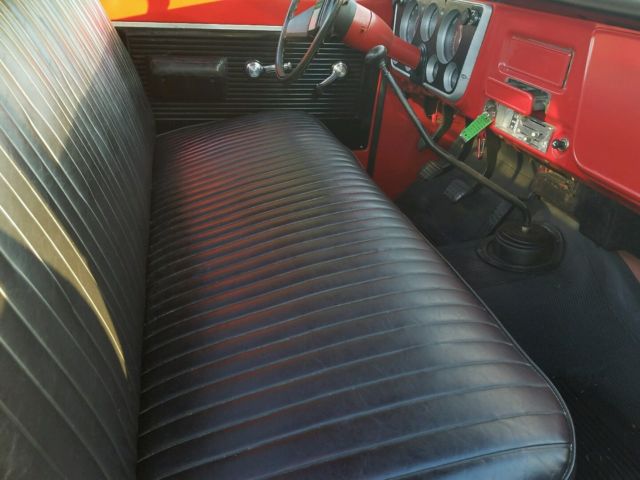 1969 chevrolet c30 327 engine 4spd in the floor flat bed dual rear wheels