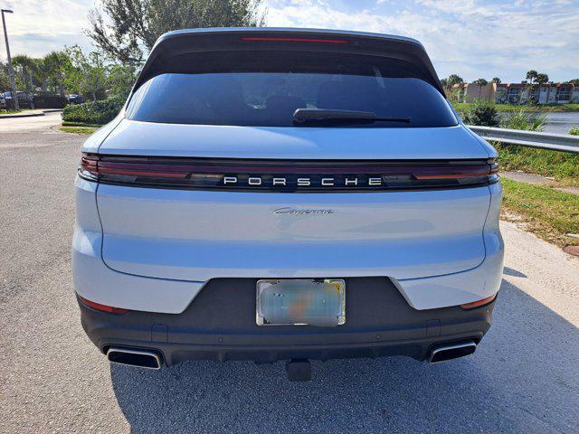 2024 porsche cayenne base